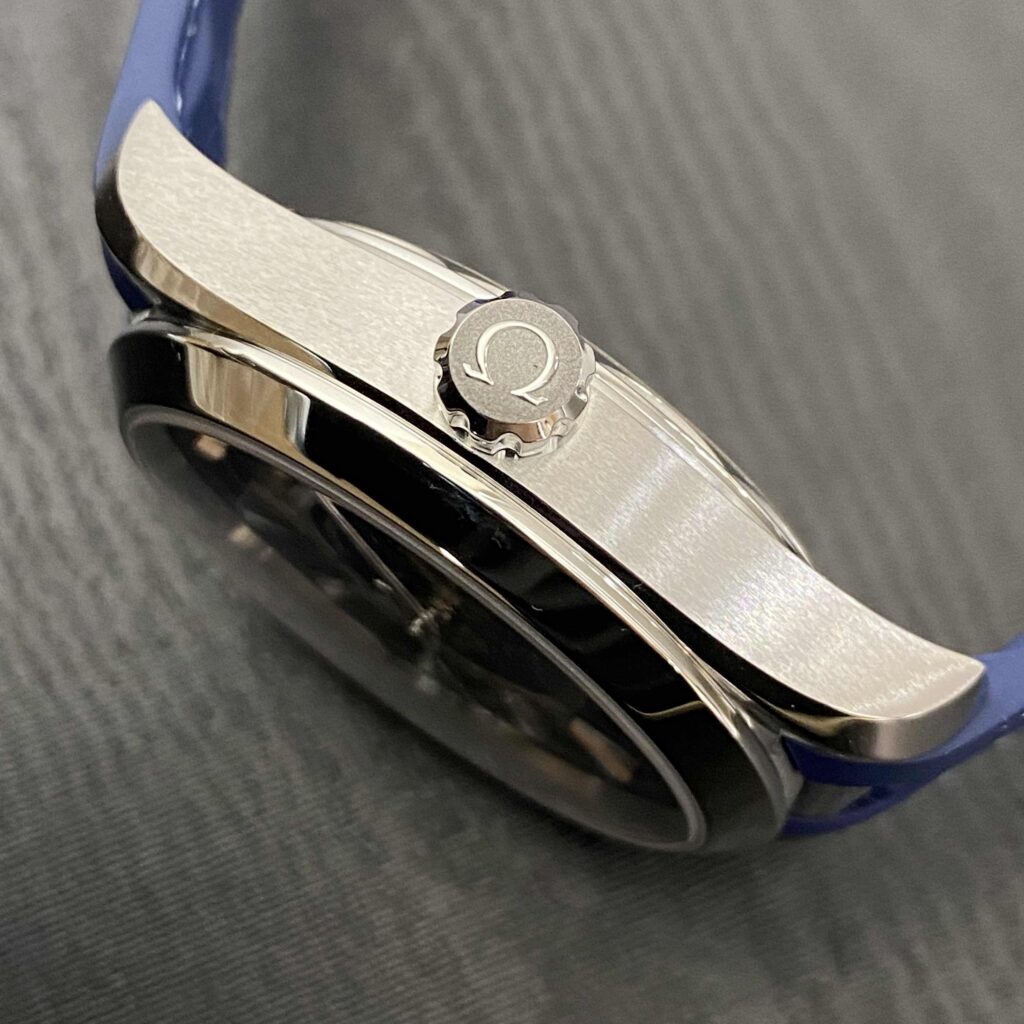 OMEGA Aqua Terra 150M CoAxial Master Chronometer GMT Worldtimer 43mm O22012432203001