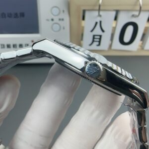 Rolex Land-Dweller 127336 40MM Replica